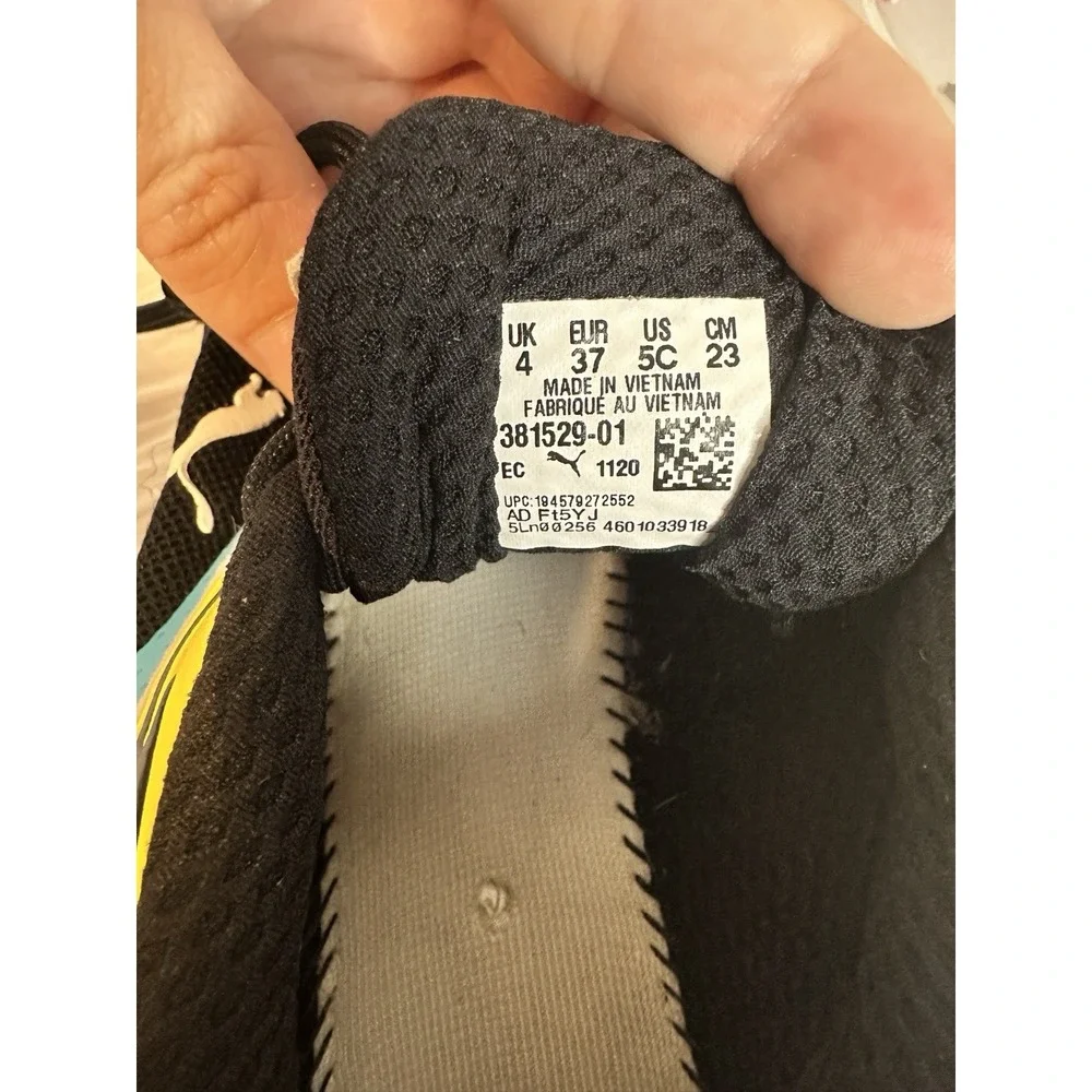 Puma RS-Fast International Flags Big Kids Size 5C Sneaker-No‎ Inside Soles